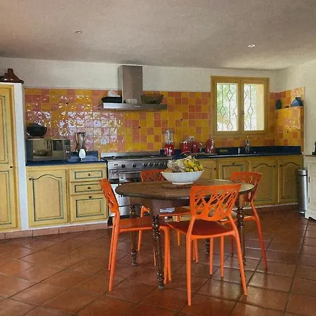Grande Familiale Vue Pres De Palombaggia *