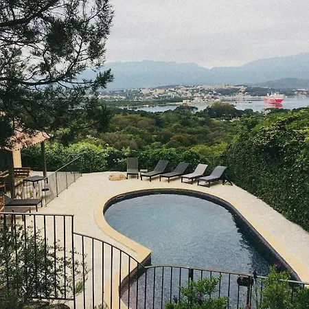 Grande Familiale Vue Pres De Palombaggia Porto-Vecchio (Corsica)